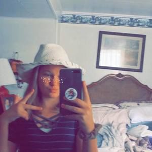 Meet your Posher, Madison